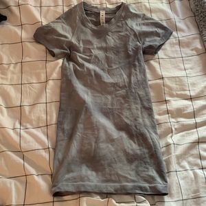 Lululemon rhino grey tie die short sleeve stiffly tech tee